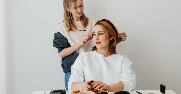 découvrez les dernières tendances mode et astuces beauté pour les femmes, afin de sublimer votre style au quotidien avec conseils pratiques et inspiration.